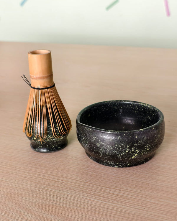 Matcha set Umi  (chawan + kusenaoshi)